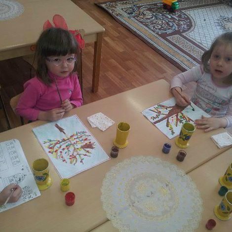 4. Дукатский детскй сад, юные художники.